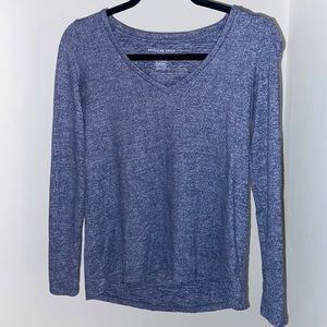 AMERICAN EAGLE(soft & sexy) XS plush blue long sleeve